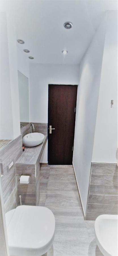 Old Town Apartment Bükreş Dış mekan fotoğraf
