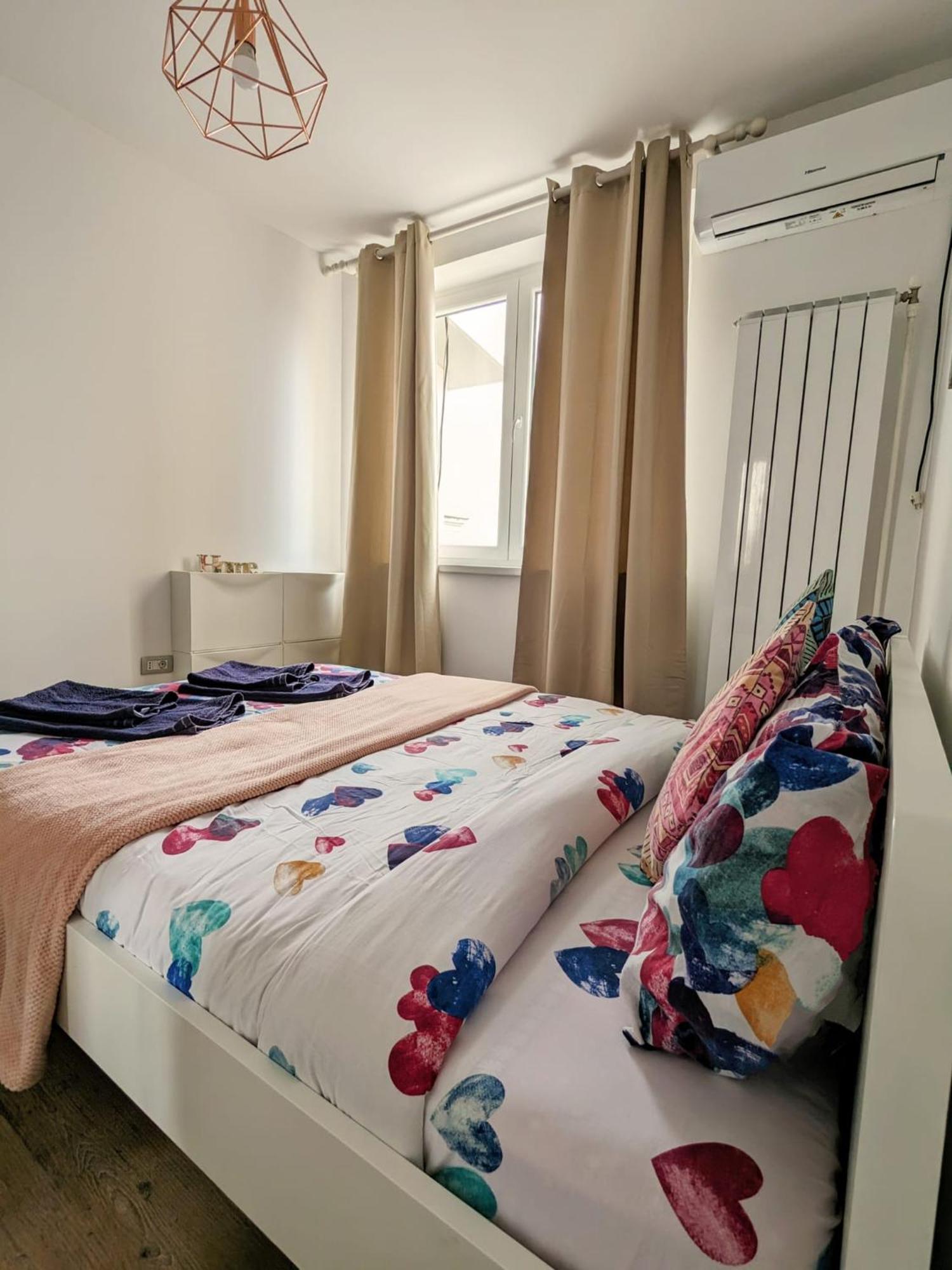 Old Town Apartment Bükreş Dış mekan fotoğraf